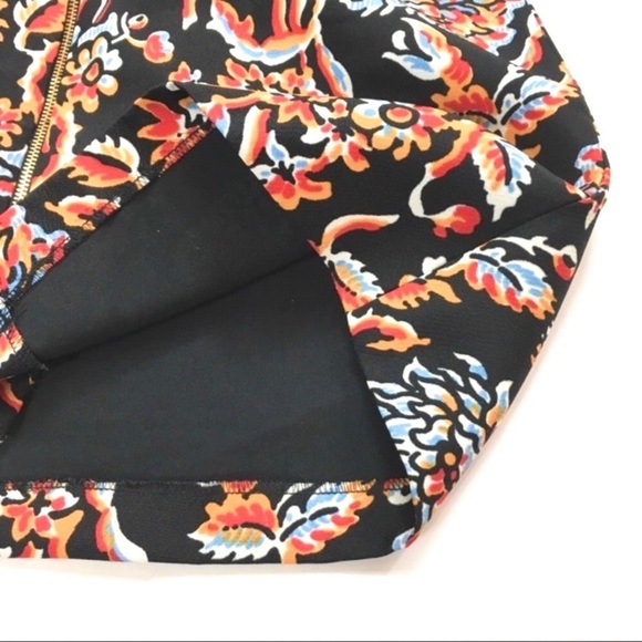 Zara Floral Full Zip Front Floral Mini Skirt - Picture 6 of 7